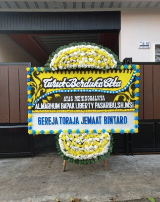 Papan Bunga Duka di Kapuk